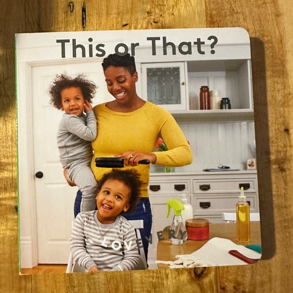 3/$25 Lovevery 'This or That?' Book - Picture 1 of 1